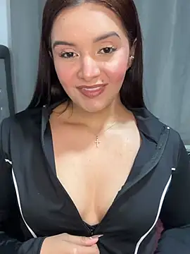 Melanyprada online show from March 20, 2026, 4:06 am