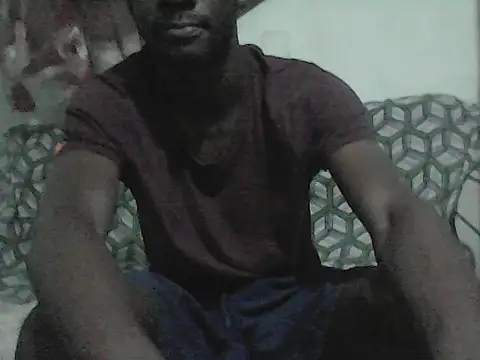 Snapshot of luffy225 chatting on August 3, 2026, 8:01 pm luffy225 online show from August 3, 2026, 8:01 pm