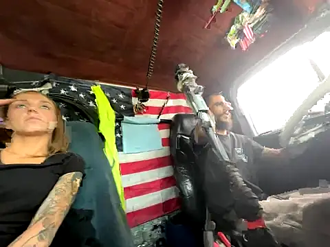 XMeF10 online show from September 9, 2025, 3:22 pm