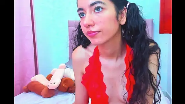 Snapshot of Katiaflex chatting on December 23, 2024, 2:02 am Katiaflex online show from December 23, 2024, 2:02 am