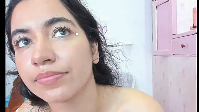 Snapshot of Katiaflex chatting on March 1, 2025, 4:15 am Katiaflex online show from March 1, 2025, 4:15 am