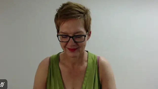 Sofie69Velvet online show from May 31, 2026, 6:31 am