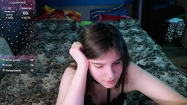 Snapshot of Ruyjin_Choi chatting on December 23, 2024, 5:22 pm Ruyjin Choi online show from December 23, 2024, 5:22 pm