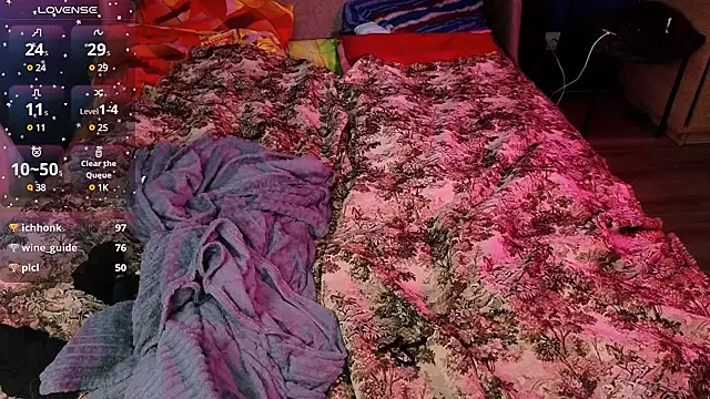 Snapshot of Ruyjin_Choi chatting on December 25, 2024, 10:48 pm Ruyjin Choi online show from December 25, 2024, 10:48 pm