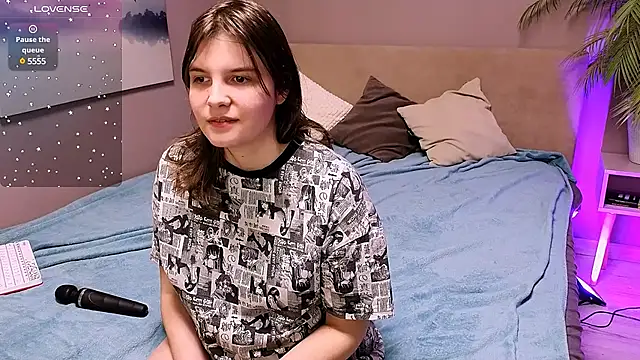 Snapshot of Ruyjin_Choi chatting on January 21, 2025, 10:30 am Ruyjin Choi online show from January 21, 2025, 10:30 am