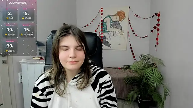 Snapshot of Ruyjin_Choi chatting on February 11, 2025, 4:13 pm Ruyjin Choi online show from February 11, 2025, 4:13 pm