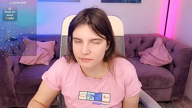 Snapshot of Ruyjin_Choi chatting on March 13, 2025, 10:57 am Ruyjin Choi online show from March 13, 2025, 10:57 am