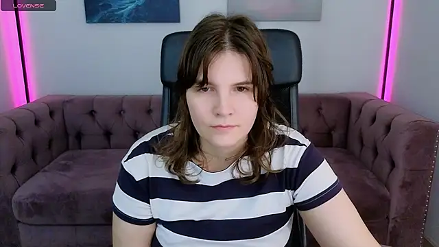 Snapshot of Ruyjin_Choi chatting on September 15, 2025, 3:12 pm Ruyjin Choi online show from September 15, 2025, 3:12 pm