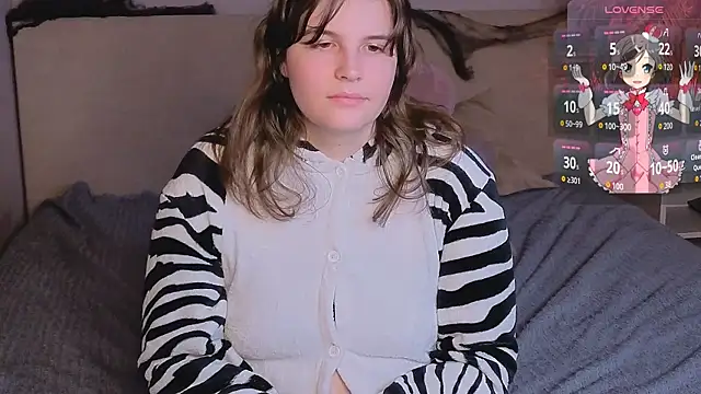 Snapshot of Ruyjin_Choi chatting on October 27, 2025, 10:30 am Ruyjin Choi online show from October 27, 2025, 10:30 am