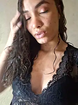 HelenHoltz online show from October 20, 2025, 3:56 pm