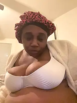 DestinyThickems89 online show from December 2, 2025, 11:34 pm