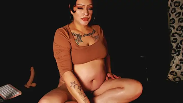 Layla-Lana online show from February 18, 2026, 10:00 am