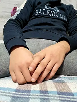 bigdig22cm online show from March 12, 2025, 4:13 pm