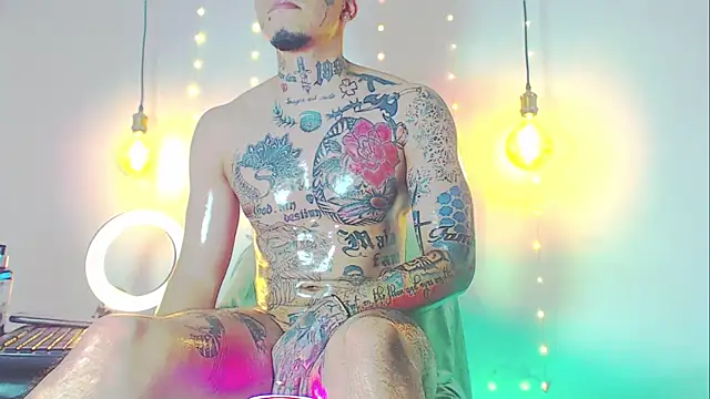 daimond hope666 online show from February 8, 2025, 8:42 pm