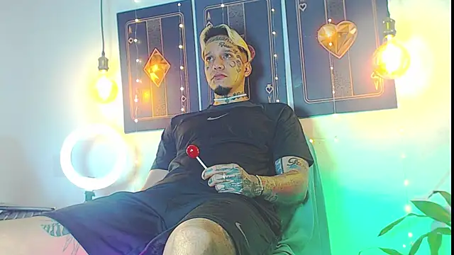 daimond hope666 online show from February 17, 2025, 4:31 am