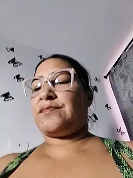 Snapshot of sexy_hot_carol chatting on July 10, 2026, 10:12 pm sexy hot carol online show from July 10, 2026, 10:12 pm
