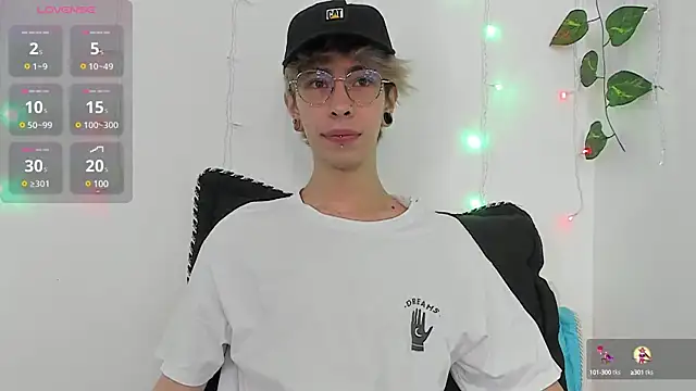  Jakke online show from January 2, 2025, 9:39 pm