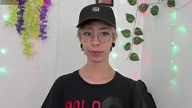  Jakke online show from January 4, 2025, 2:14 am