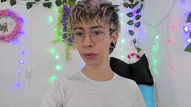  Jakke online show from January 26, 2025, 2:35 am