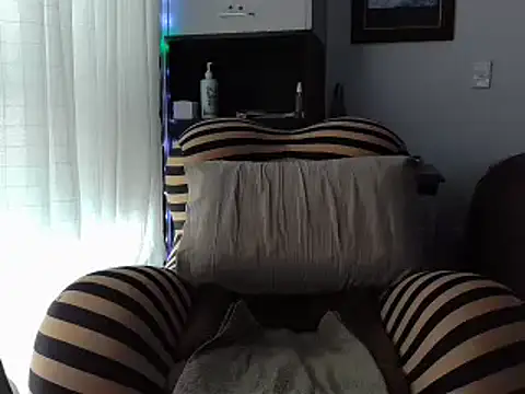 ChunkyMonkey007 online show from December 5, 2024, 1:25 am