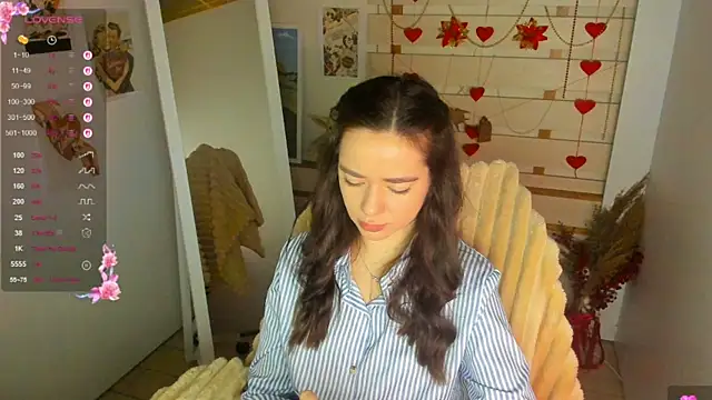 Bella XO online show from April 14, 2026, 6:41 am