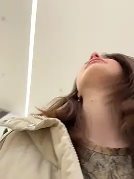 Snapshot of Dina_Tease chatting on March 4, 2026, 11:27 am Dina Tease online show from March 4, 2026, 11:27 am