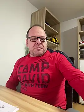 coupleLatinaLovers online show from December 13, 2024, 5:38 am