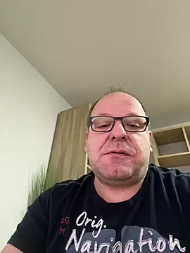 coupleLatinaLovers online show from January 6, 2025, 5:52 am