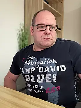 coupleLatinaLovers online show from January 16, 2025, 12:31 pm