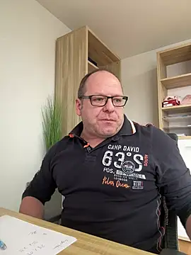 coupleLatinaLovers online show from January 20, 2025, 9:24 am