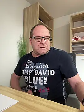 coupleLatinaLovers online show from January 31, 2025, 8:54 am