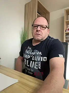 coupleLatinaLovers online show from January 31, 2025, 11:56 am