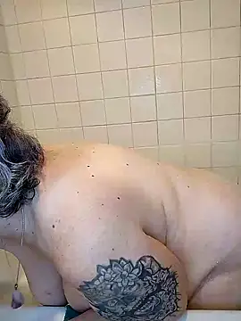 GraceHenderson online show from January 13, 2025, 9:52 pm