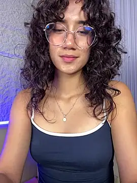 KaitlynLoveCam online show from March 19, 2026, 10:14 pm