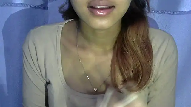 jassi-just18 online show from December 5, 2024, 9:39 am