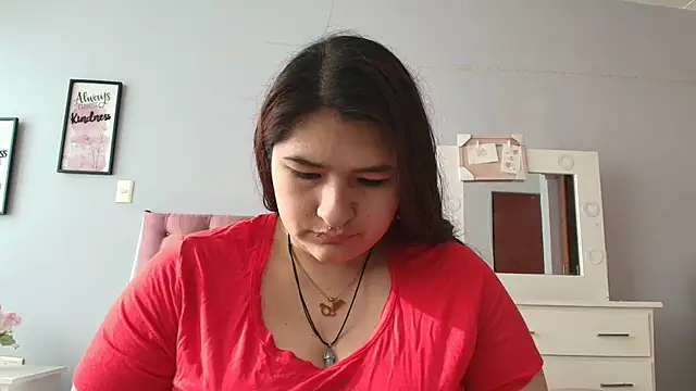  69HONRY online show from December 18, 2024, 1:02 pm