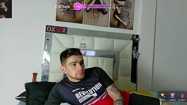 Sexy Alejandro  online show from February 14, 2025, 11:42 am