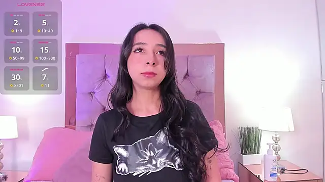 melanie hills online show from November 8, 2025, 11:21 am