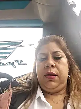 Laura-Hernandez online show from February 22, 2025, 3:58 pm