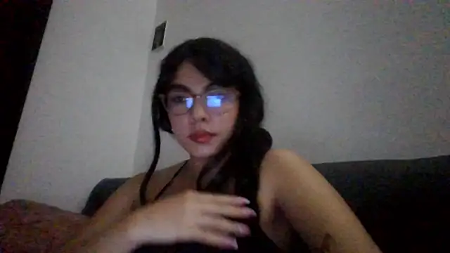 Kiri Cutee online show from January 28, 2025, 5:00 am