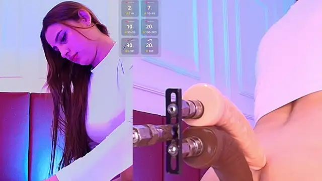 Luna monroe  online show from February 9, 2026, 10:52 am