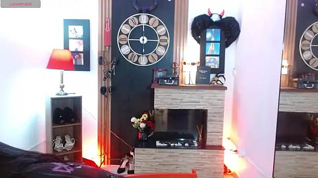 shantal ray4 online show from November 8, 2025, 10:59 am