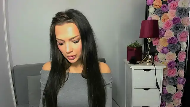 OliviaFantasy online show from November 29, 2025, 10:18 am