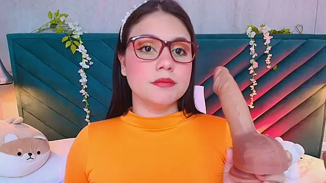 pamelajons  online show from March 11, 2025, 2:51 pm