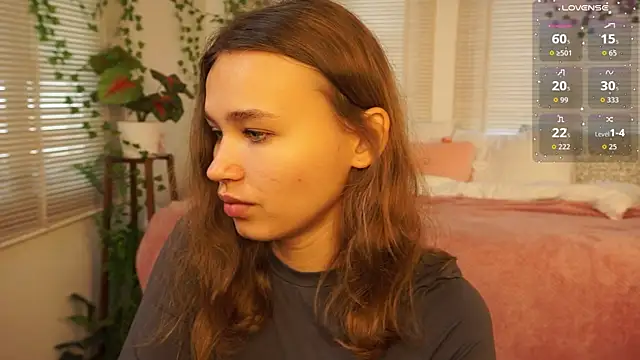 lexicoyy  online show from November 29, 2025, 5:54 am