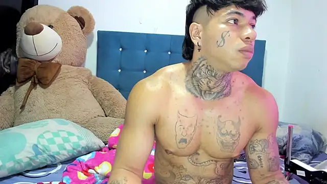 daamonxxx19 online show from February 19, 2026, 6:26 pm