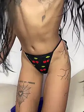 Exotic girl666 online show from May 19, 2026, 1:22 am