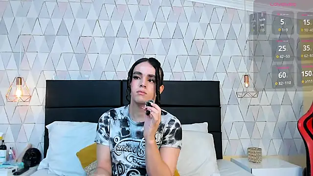 JustinePerry online show from November 30, 2025, 3:54 am