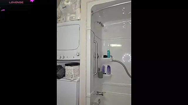 Kinkycouple1789 online show from April 6, 2026, 12:41 am