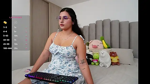 Snapshot of Luu_Princess chatting on November 30, 2025, 9:30 pm Luu Princess online show from November 30, 2025, 9:30 pm